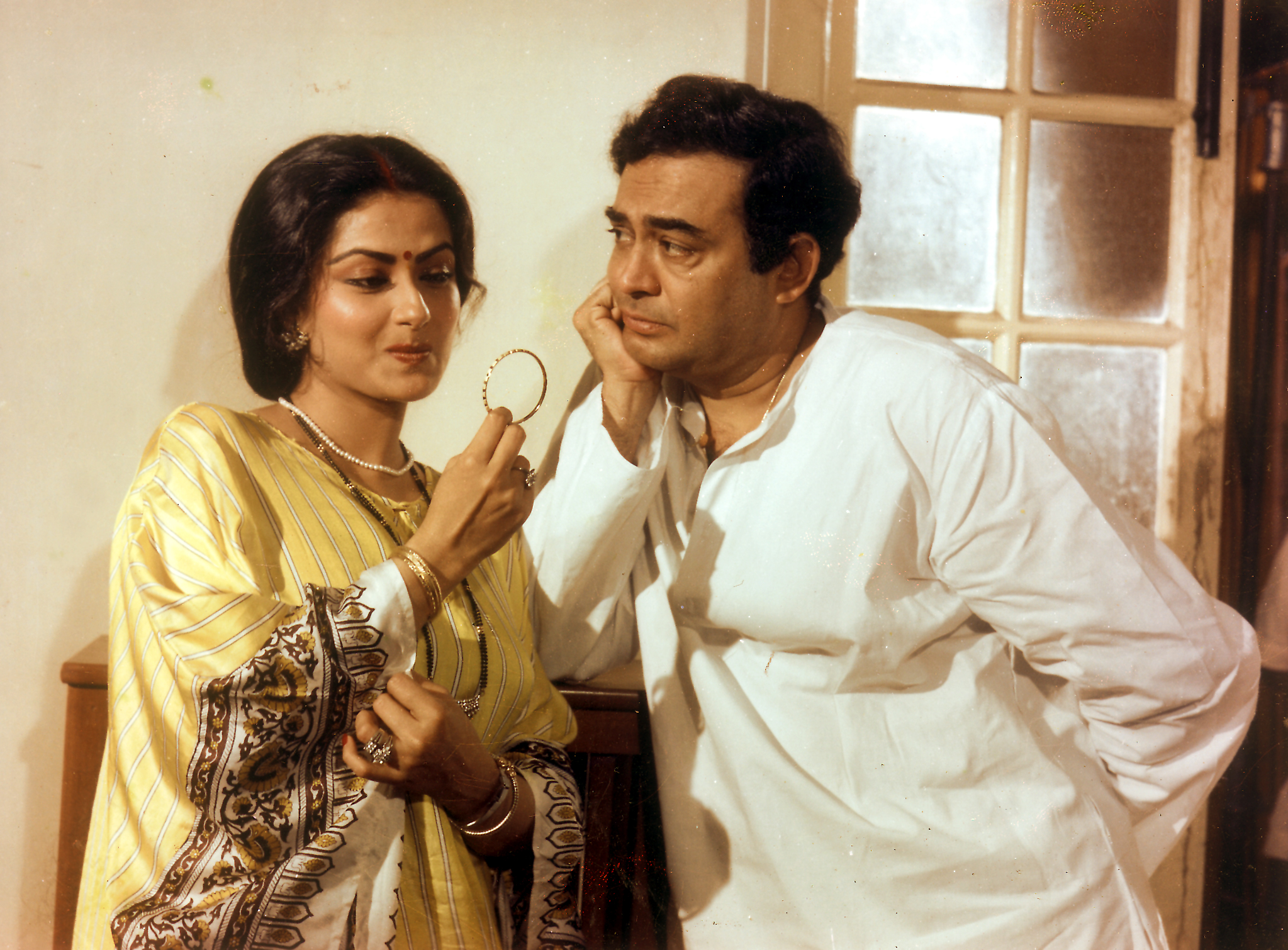 Angoor (1982) - IMDb